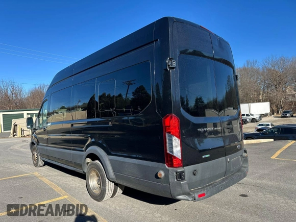2017 Ford Transit Passenger XL with VIN 1FBVU4XG1HKA50432, listed as a Copart auction lot 83802734 with 144,324 mi miles and Clean Title. Bid and sale history available at DreamBid. Image 2.