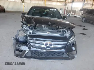 2019 Mercedes-Benz C 300 z VIN 55SWF8DB1KU296703, wystawiony jako Copart lot #76256964 z przebiegiem 45 363 mil mil oraz Tytuł czysty. Historia ofert i sprzedaży dostępna na DreamBid. Obrazek 5.