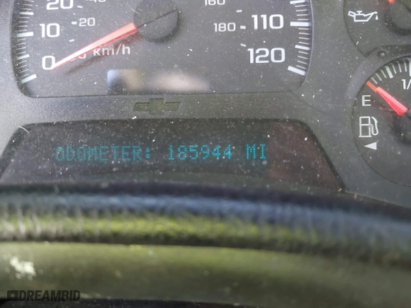 2005 Chevrolet TrailBlazer LS with VIN 1GNET16S956175242, listed as a IAAI auction lot 41054455 with 185,944 mi miles. Bid and sale history available at carsss.com. Image 7.