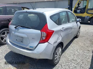 2016 Nissan Note S with VIN 3N1CE2CP5GL401496, listed as a IAAI auction lot 42100925 with 127,574 mi miles and . Bid and sale history available at DreamBid. Image 4.