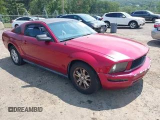 2007 Ford Mustang Deluxe с VIN 1ZVFT80N575323451, выставлен на аукционе IAAI как лот 42867722 с пробегом 164 168 миль миль и . История ставок и продаж доступна на DreamBid. Изображение 1.