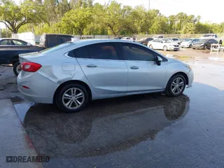 2017 Chevrolet Cruze LT with VIN 1G1BE5SM8H7162848, listed as a IAAI auction lot 41896488 with 187,029 mi miles. Bid and sale history available at carsss.com. Image 13.
