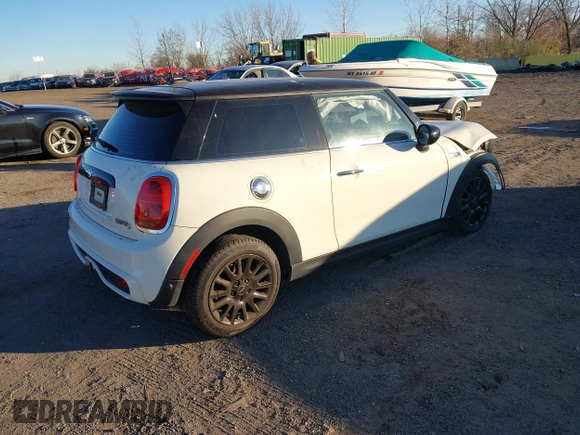 2020 MINI Hardtop Cooper S z VIN WMWXR5C00L2L49498, wystawiony jako IAAI lot #40679562 z przebiegiem 48 387 mil mil oraz . Historia ofert i sprzedaży dostępna na DreamBid. Obrazek 4.