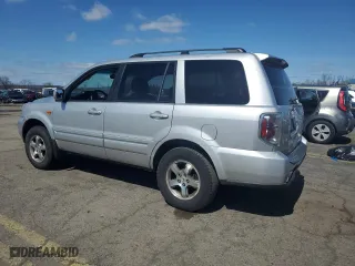 2007 Honda Pilot EX-L with VIN 5FNYF28557B039823, listed as a Copart auction lot 51408475 with 209,678 mi miles and Salvage Title. Bid and sale history available at carsss.com. Image 2.
