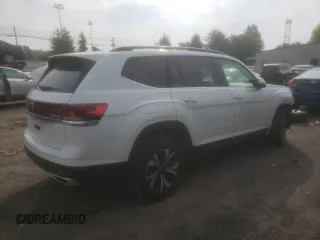2024 Volkswagen Atlas SE with VIN 1V2DR2CA0RC609512, listed as a Copart auction lot 60120025 with 16,732 mi miles and Salvage title. Bid and sale history available at DreamBid. Image 3.
