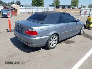 2006 BMW 3 Series 325Ci with VIN WBABW334X6PX85650, listed as a IAAI auction lot 42012665 with 169,731 mi miles. Bid and sale history available at carsss.com. Image 4.