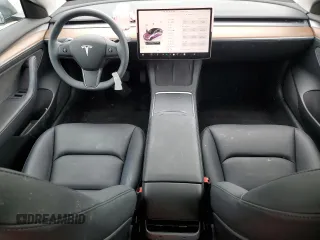 2023 Tesla Model 3 z VIN 5YJ3E1EA7PF683249, wystawiony jako Copart lot #56234465 z przebiegiem 9 494 mil mil oraz Szkoda całkowita • Salvage title. Historia ofert i sprzedaży dostępna na DreamBid. Obrazek 8.