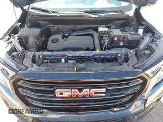 2024 GMC Terrain SLE z VIN 3GKALMEG5RL292662, wystawiony jako IAAI lot #42148356 z przebiegiem 12 939 mil mil oraz . Historia ofert i sprzedaży dostępna na DreamBid. Obrazek 10.