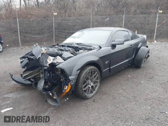 2007 Ford Mustang GT Deluxe with VIN 1ZVFT82H275292215, listed as a IAAI auction lot 41866312 with 114,500 mi miles. Bid and sale history available at carsss.com. Image 19.