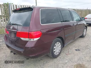 2008 Honda Odyssey LX с VIN 5FNRL38208B103308, выставлен на аукционе IAAI как лот 42252553 с пробегом 207 526 миль миль и . История ставок и продаж доступна на DreamBid. Изображение 4.