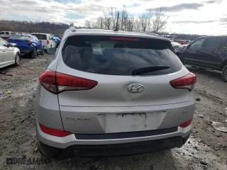 2017 Hyundai Tucson SE with VIN KM8J3CA45HU520340, listed as a Copart auction lot 83582394 with 95,489 mi miles and Salvage Title. Bid and sale history available at carsss.com. Image 6.