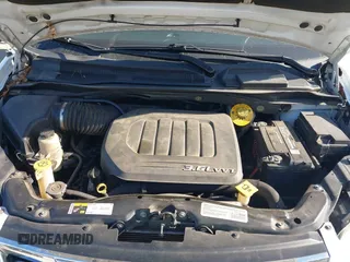 2014 Chrysler Town & Country Limited with VIN 2C4RC1GG8ER332790, listed as a IAAI auction lot 42050062 with 168,048 mi miles. Bid and sale history available at carsss.com. Image 10.