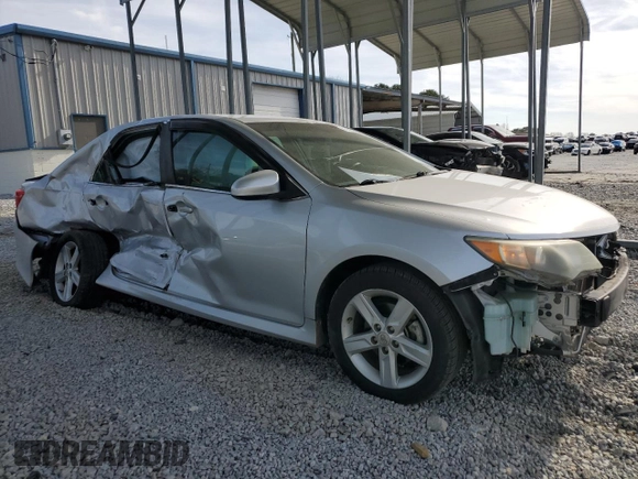 2014 Toyota Camry L with VIN 4T1BF1FK1EU427897, listed as a Copart auction lot 49095825 with 141,755 mi miles and Salvage Title. Bid and sale history available at carsss.com. Image 4.