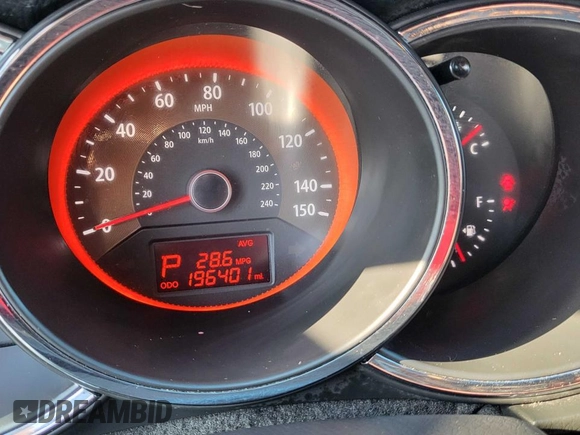 2011 Kia Sorento SX with VIN 5XYKW4A23BG164399, listed as a Copart auction lot 62526505 with 196,401 mi miles and Clean title. Bid and sale history available at DreamBid. Image 8.
