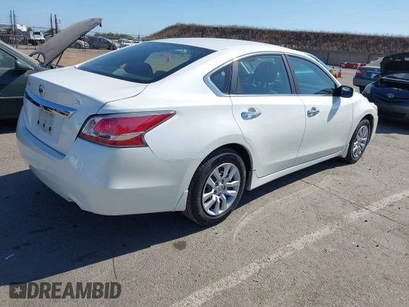 2015 Nissan Altima SL z VIN 1N4AL3AP8FC180981, wystawiony jako IAAI lot #42510288 z przebiegiem 120 196 mil mil oraz . Historia ofert i sprzedaży dostępna na DreamBid. Obrazek 4.