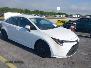 2024 Toyota Corolla LE with VIN 5YFB4MDE1RP138353, listed as a IAAI auction lot 42051089 with 17,108 mi miles. Bid and sale history available at carsss.com. Image 1.