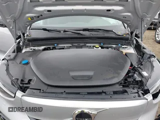 2023 Volvo XC40 Ultimate with VIN YV4ED3UM1P2058851, listed as a IAAI auction lot 42525409 with 11,626 mi miles and . Bid and sale history available at DreamBid. Image 10.