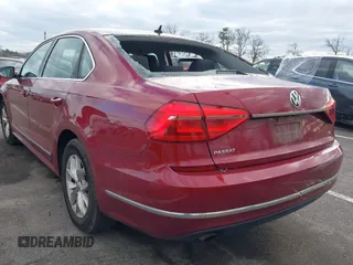 2016 Volkswagen Passat S с VIN 1VWAT7A38GC011797, выставлен на аукционе IAAI как лот 41227670 с пробегом 128 238 миль миль и . История ставок и продаж доступна на DreamBid. Изображение 3.