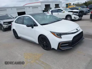 2021 Toyota Corolla SE with VIN 5YFS4MCE2MP081350, listed as a IAAI auction lot 41600831 with 82,933 mi miles. Bid and sale history available at carsss.com. Image 1.