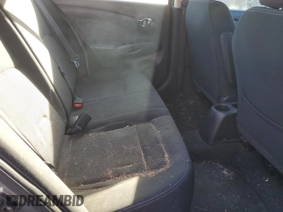 2016 Nissan Versa S z VIN 3N1CN7AP5GL869356, wystawiony jako Copart lot #48199605 z przebiegiem 87 875 mil mil oraz Szkoda całkowita • Salvage title. Historia ofert i sprzedaży dostępna na DreamBid. Obrazek 10.