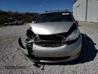 2010 Toyota Sienna XLE z VIN 5TDDK4CC8AS033268, wystawiony jako Copart lot #48503455 z przebiegiem 134 959 mil mil oraz Szkoda całkowita • Salvage title. Historia ofert i sprzedaży dostępna na DreamBid. Obrazek 12.