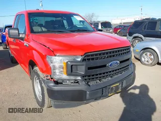 2019 Ford F-150 XL z VIN 1FTEX1C58KKE18358, wystawiony jako IAAI lot #41675683 z przebiegiem 220 646 mil mil oraz . Historia ofert i sprzedaży dostępna na DreamBid. Obrazek 6.