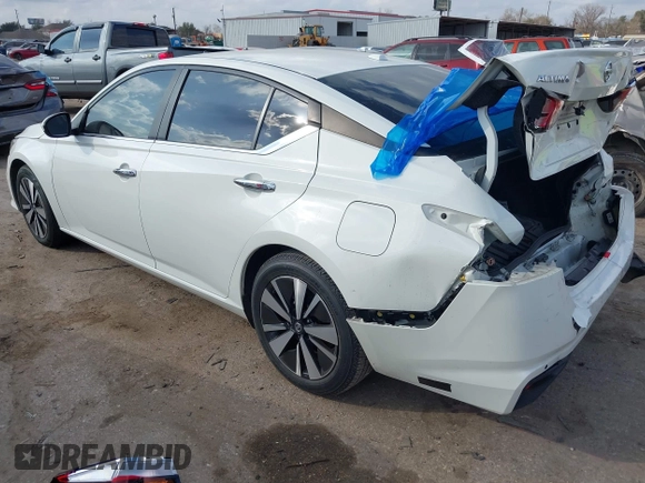 2021 Nissan Altima 2.5 SV with VIN 1N4BL4DV9MN389782, listed as a IAAI auction lot 41512945 with 75,082 mi miles. Bid and sale history available at carsss.com. Image 3.