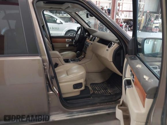 2010 Land Rover LR4 HSE with VIN SALAG2D42AA536395, listed as a IAAI auction lot 42612499 with 193,876 mi miles and . Bid and sale history available at DreamBid. Image 5.