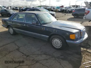 1986 Mercedes-Benz 420 with VIN WDBCA35D1GA265651, listed as a Copart auction lot 80223714 with 104,989 mi miles and Clean Title. Bid and sale history available at carsss.com. Image 4.