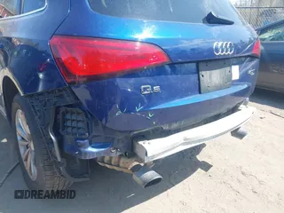 2014 Audi Q5 Premium z VIN WA1CFAFP6EA048832, wystawiony jako IAAI lot #42023521 z przebiegiem 144 977 mil mil oraz . Historia ofert i sprzedaży dostępna na DreamBid. Obrazek 6.