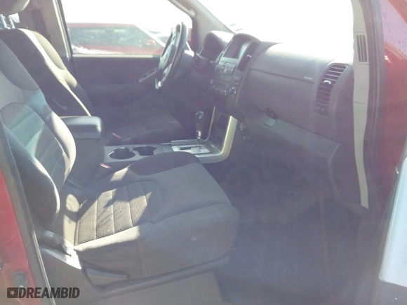 2011 Nissan Pathfinder SV with VIN 5N1AR1NNXBC621361, listed as a IAAI auction lot 41960768 with 194,620 mi miles. Bid and sale history available at carsss.com. Image 5.