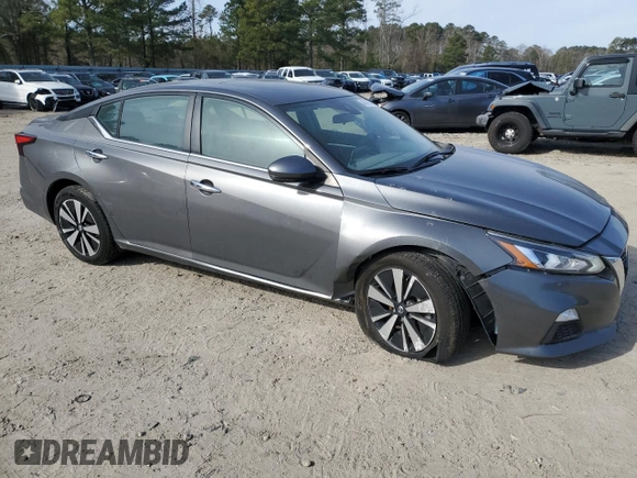 2022 Nissan Altima SV with VIN 1N4BL4DW6NN367779, listed as a Copart auction lot 46470605 with 42,142 mi miles and Salvage Title. Bid and sale history available at DreamBid. Image 4.