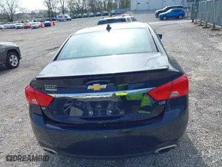 2015 Chevrolet Impala LTZ with VIN 2G1165S31F9237126, listed as a IAAI auction lot 41871382 with 20,286 mi miles. Bid and sale history available at carsss.com. Image 16.