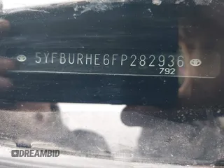 2015 Toyota Corolla L z VIN 5YFBURHE6FP282936, wystawiony jako IAAI lot #41592941 z przebiegiem 117 750 mil mil oraz . Historia ofert i sprzedaży dostępna na DreamBid. Obrazek 9.