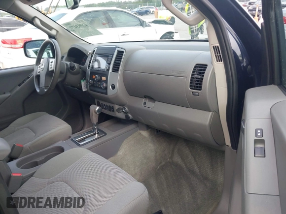 2016 Nissan Frontier SV z VIN 1N6AD0ER6GN799373, wystawiony jako IAAI lot #42093477 z przebiegiem 38 620 mil mil oraz . Historia ofert i sprzedaży dostępna na DreamBid. Obrazek 5.