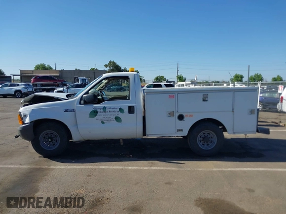 2000 Ford F-350 XL with VIN 1FTSF30L8YEB14930, listed as a IAAI auction lot 42290265 with 112,402 mi miles and . Bid and sale history available at DreamBid. Image 14.