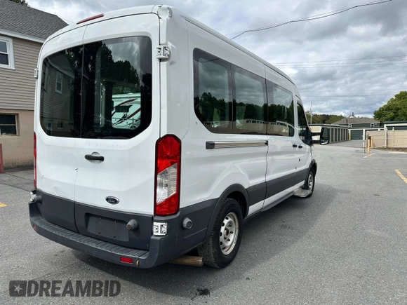 2015 Ford Transit XL с VIN 1FDZX2CM5FKA43044, выставлен на аукционе Copart как лот 73170894 с пробегом 215 199 миль миль и Чистый • Clean title. История ставок и продаж доступна на DreamBid. Изображение 3.