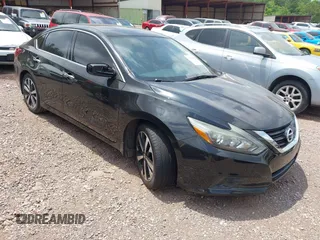 2017 Nissan Altima S z VIN 1N4AL3AP4HC254870, wystawiony jako IAAI lot #42111853 z przebiegiem 96 075 mil mil oraz . Historia ofert i sprzedaży dostępna na DreamBid. Obrazek 1.