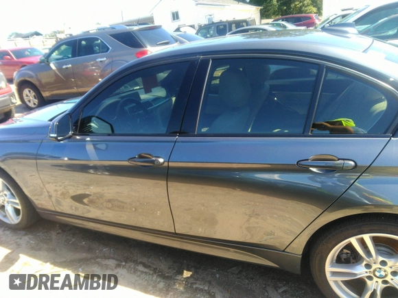 2017 BMW 3 Series 340i xDrive with VIN WBA8B7G33HNU37816, listed as a IAAI auction lot 42735008 with 95,610 mi miles and . Bid and sale history available at DreamBid. Image 14.