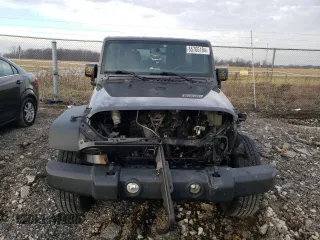 2018 Jeep Wrangler JK Unlimited Sport S with VIN 1C4BJWDG9JL882737, listed as a Copart auction lot 85765184 with 60,578 mi miles and Salvage Title. Bid and sale history available at carsss.com. Image 5.