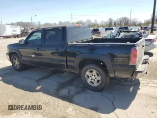 2005 Chevrolet Silverado 1500 LS with VIN 2GCEK13T351341576, listed as a Copart auction lot 52642425 with 228,205 mi miles and Clean Title. Bid and sale history available at carsss.com. Image 2.