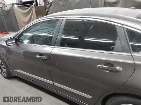 2016 Nissan Altima S with VIN 1N4AL3APXGC114353, listed as a IAAI auction lot 42057688 with 84,562 mi miles and . Bid and sale history available at carsss.com. Image 15.