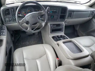2005 Chevrolet Suburban LS with VIN 3GNFK16Z45G101746, listed as a Copart auction lot 63064944 with 316,465 mi miles and Clean Title. Bid and sale history available at carsss.com. Image 8.