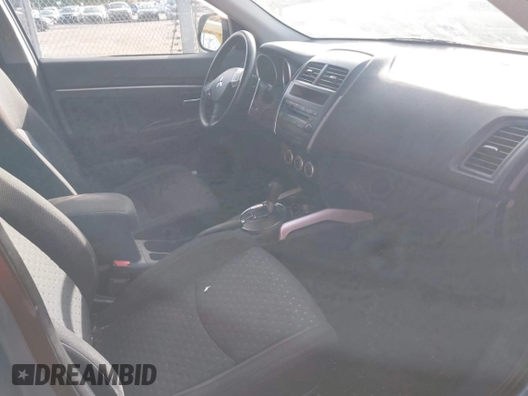 2011 Mitsubishi Outlander SE with VIN JA4AP4AU1BZ006715, listed as a IAAI auction lot 42467257 with 174,432 mi miles and . Bid and sale history available at DreamBid. Image 5.