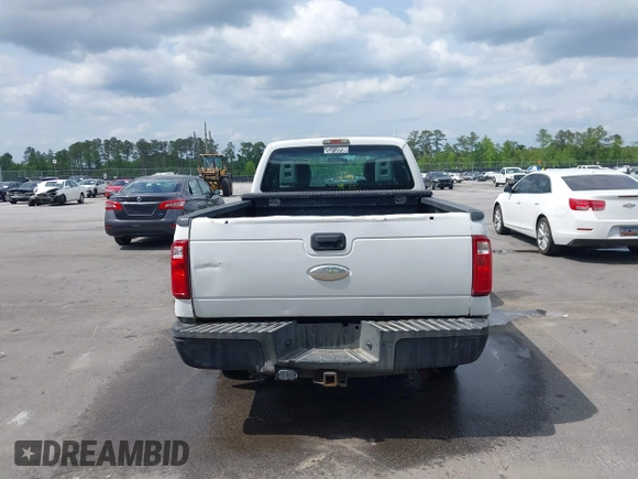 2012 Ford Super Duty F-250 SRW XL with VIN 1FT7X2A66CEC37611, listed as a IAAI auction lot 42135584 with 284,452 mi miles. Bid and sale history available at carsss.com. Image 16.