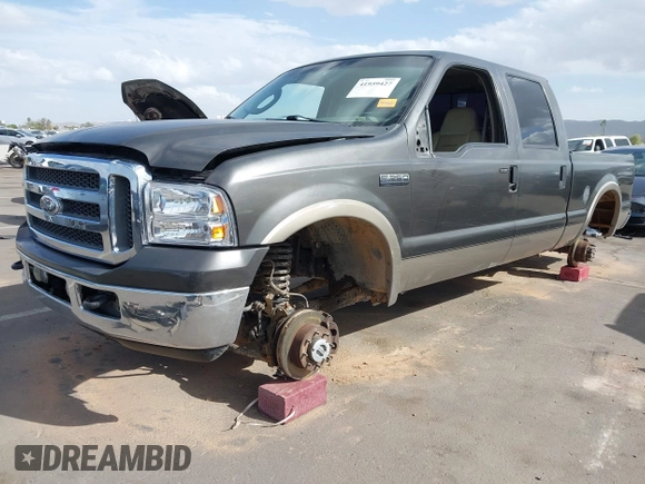2005 Ford Super Duty F-250 XL with VIN 1FTSW21P65EB12228, listed as a IAAI auction lot 41939427 with 1 mi miles. Bid and sale history available at carsss.com. Image 2.