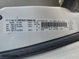2011 Volkswagen Routan SE with VIN 2V4RW3DG3BR621777, listed as a Copart auction lot 71171124 with 0 mi miles and Salvage Title. Bid and sale history available at carsss.com. Image 13.
