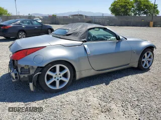2004 Nissan 350Z Touring z VIN JN1AZ36A94T011081, wystawiony jako Copart lot #57646305 z przebiegiem 130 198 mil mil oraz Szkoda całkowita • Salvage title. Historia ofert i sprzedaży dostępna na DreamBid. Obrazek 3.