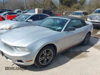 2012 Ford Mustang V6 with VIN 1ZVBP8EM4C5286227, listed as a IAAI auction lot 41638279 with Not Provided miles and . Bid and sale history available at carsss.com. Image 6.