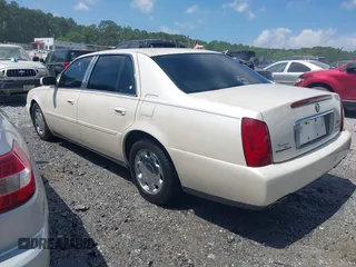 2001 Cadillac DeVille z VIN 1G6KD54Y91U197323, wystawiony jako IAAI lot #42251408 z przebiegiem Nie podano mil oraz . Historia ofert i sprzedaży dostępna na DreamBid. Obrazek 3.